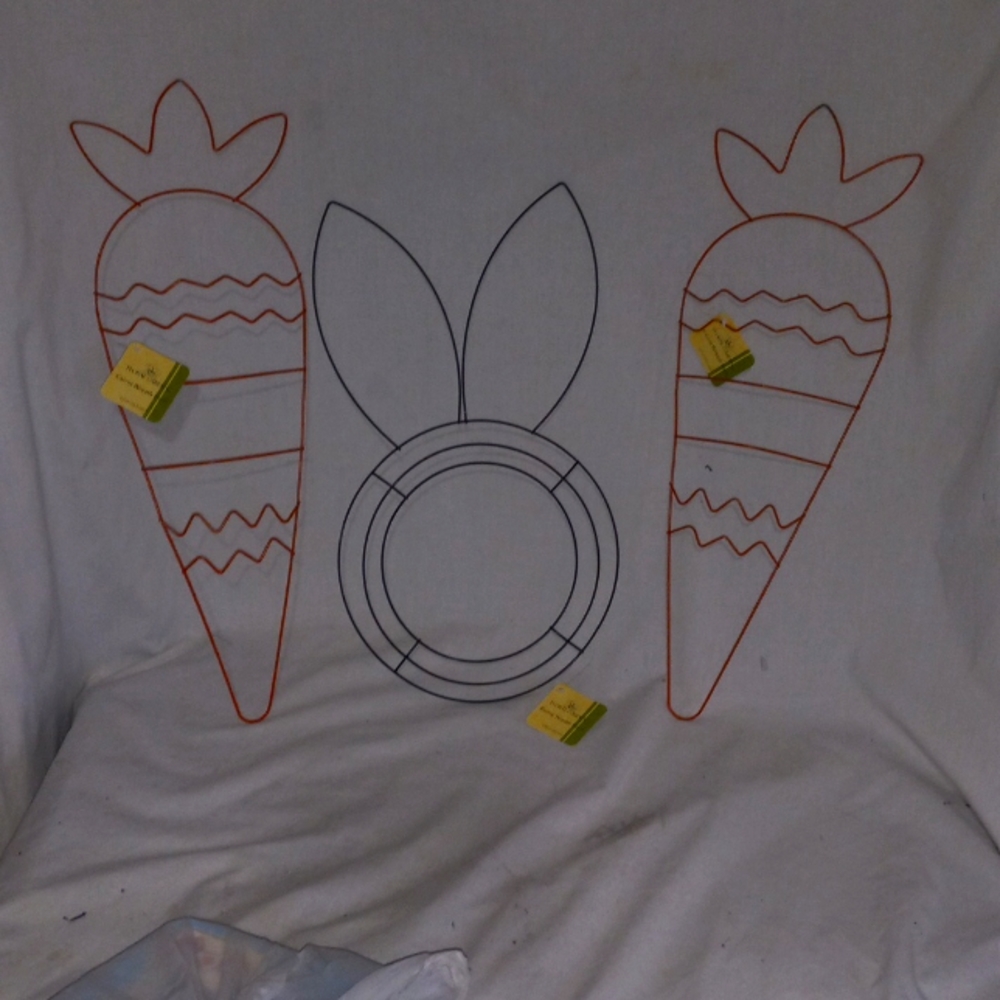 Bunny and 2 Carrot, Wreath Forms for Easter Spring Decor DIY Crafts